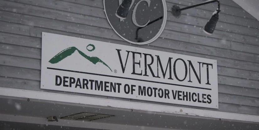 Tramite sus placaes temporales en Vermont