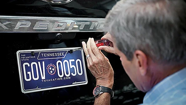 Cuales son las Consecuencias de no dar de baja las placas en Tennessee